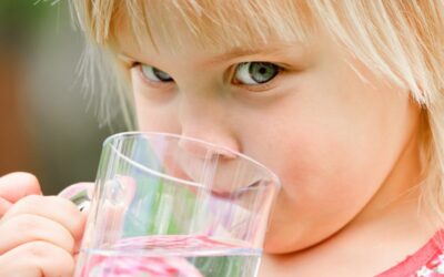 Czy dzieci mogą pić wodę po zmiękczaczu?